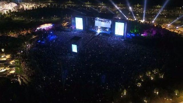 Gündeş Ve Boz’dan, Expo 2016’da Muhteşem Konser