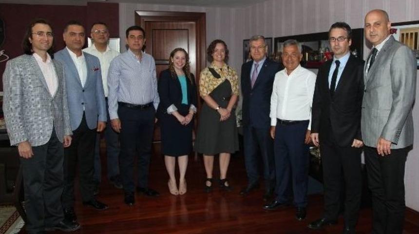 Menevşe: "abd, G&uuml;len&rsquo;in Faaliyetlerini Engellemeli Ve T&uuml;rkiye&rsquo;ye İade Etmelidir"