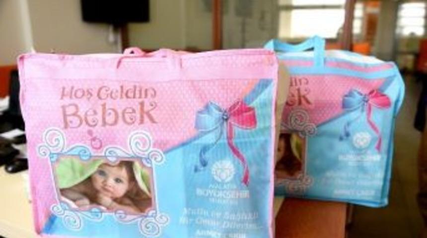 Bin 300 Bebeğe &rsquo;hoş Geldin&rsquo; Hediyesi