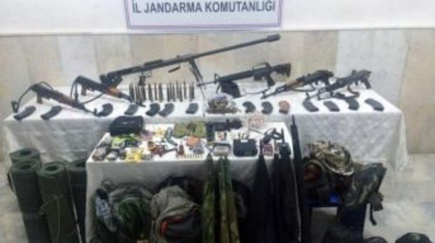 Ağrı&rsquo;da Ter&ouml;r Operasyonu: 13 G&ouml;zaltı