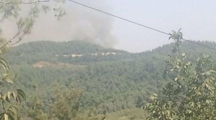 Yayladağı İl&ccedil;esine D&uuml;şen Top Mermisi Yangına Sebep Oldu