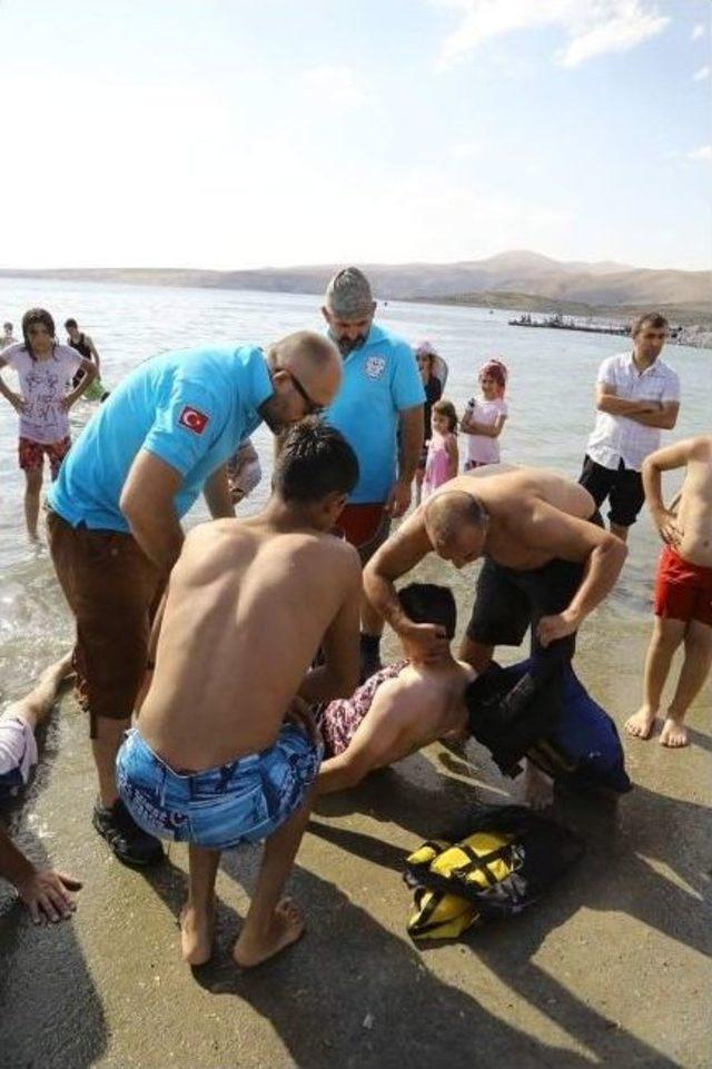 Eğitim Yaparken Can Kurtardılar 1