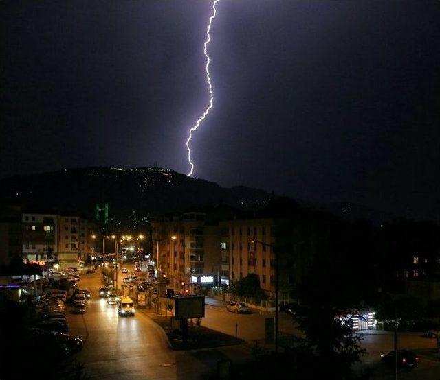 Ordu’da Şimşekli Gece