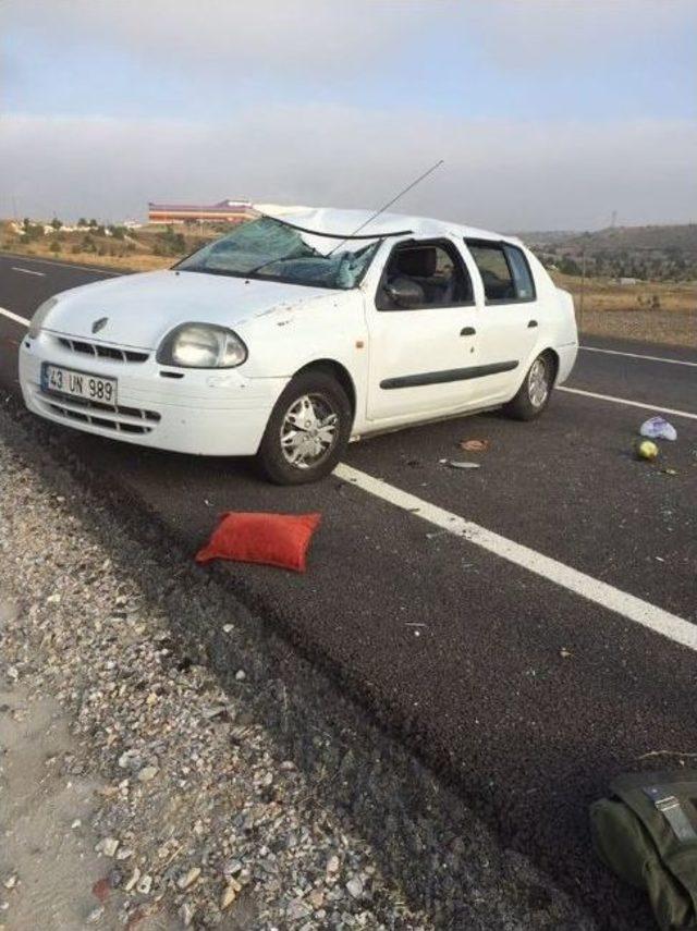 Kütahya’da Trafik Kazası: 1 Ölü, 1 Yaralı