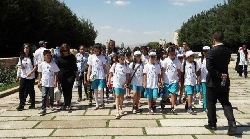 Yenimahalle Yaz Okulu &Ouml;ğrencileri Anıtkabir&rsquo;de