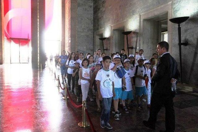 Yenimahalle Yaz Okulu Öğrencileri Anıtkabir’de