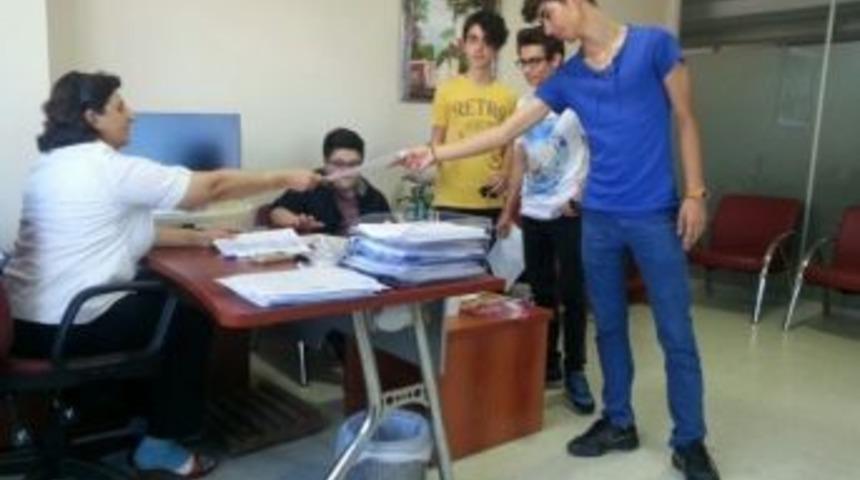 İzmek Yeni D&ouml;nem Kurs Kayıtları Başladı