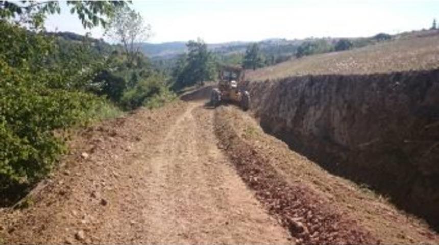 İzmit K&ouml;ylerindeki D&uuml;zenleme &Ccedil;alışmaları S&uuml;r&uuml;yor