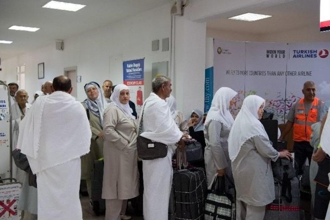 Hasan Polatkan Havalimanı&rsquo;ndan İlk Hacı Kafilesi Uğurlandı