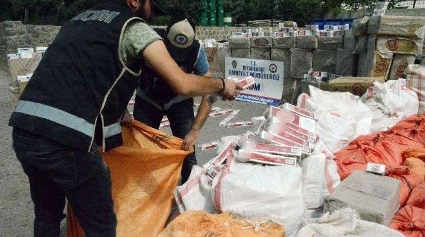 Diyarbakır&rsquo;da 2 Milyon Tl&rsquo;lik Ka&ccedil;ak Sigara Ele Ge&ccedil;irildi