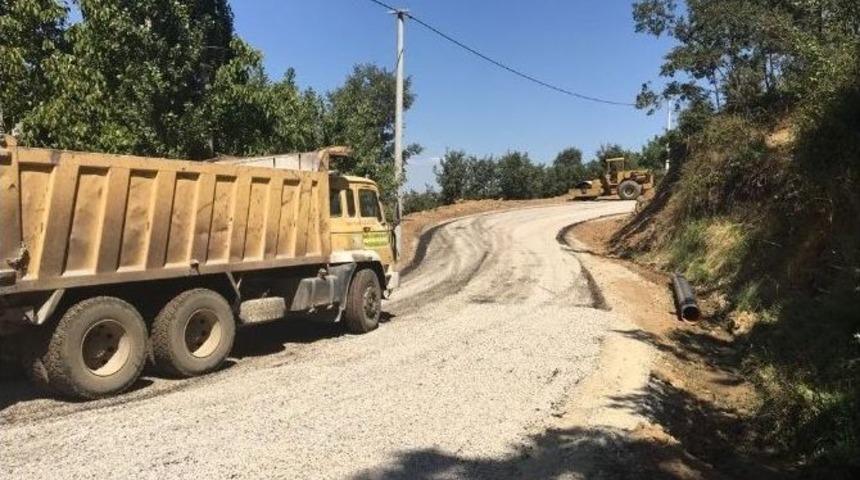 Alaşehir Belediyesinden Karadağ Mahallesine Hizmet Yağmuru