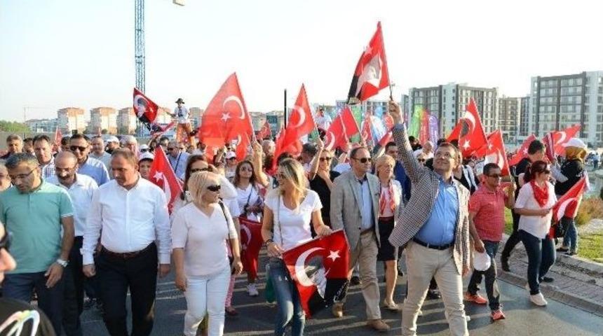 3&rsquo;&uuml;nc&uuml; Barış Ve Sevgi Buluşmaları&rsquo;nın En İyi Kortej Fotoğrafı Se&ccedil;ilecek