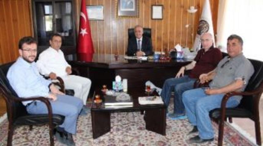 Egc&rsquo;den Rekt&ouml;r &Ccedil;omaklı&rsquo;ya Hayırlı Olsun Ziyareti