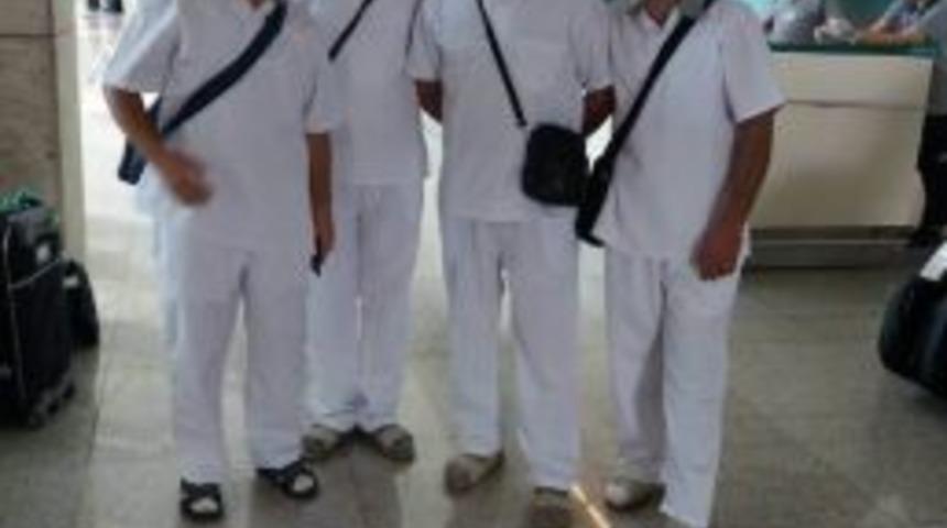 Ne&uuml; &Ouml;ğrencileri Kutsal Topraklarda