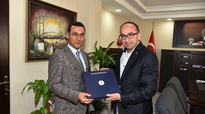 Başkan &Uuml;z&uuml;lmez Ziyaretlerini S&uuml;rd&uuml;r&uuml;yor