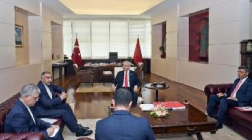 Kılı&ccedil;daroğlu, İran B&uuml;y&uuml;kel&ccedil;isi İbrahim Taherian Fard&rsquo;ı Kabul Etti