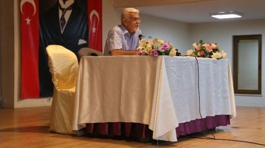 Prof. Dr. Atilla Yayla Burhaniye&rsquo;de Panele Katıldı