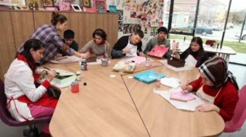 Engelsiz Hobi Kurslarında Kayıtlar Başladı