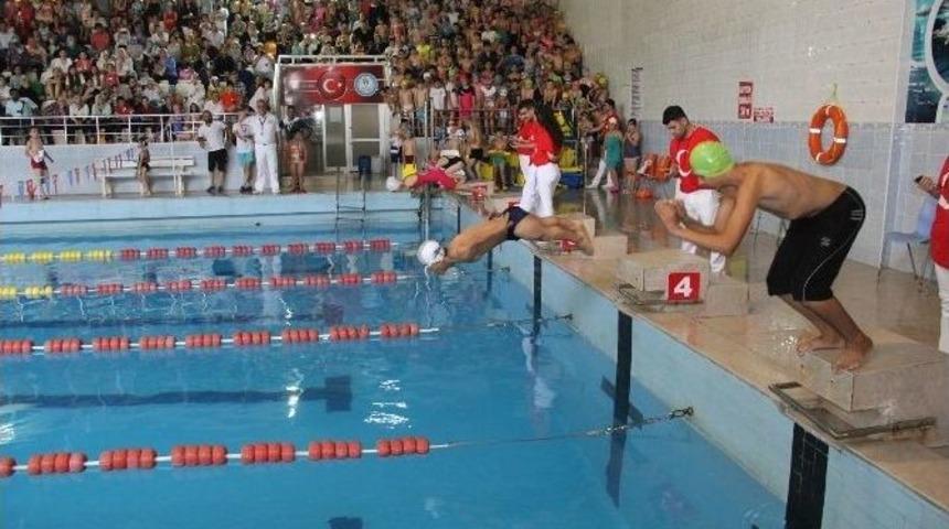 Y&uuml;zerek Engellileri Aştılar