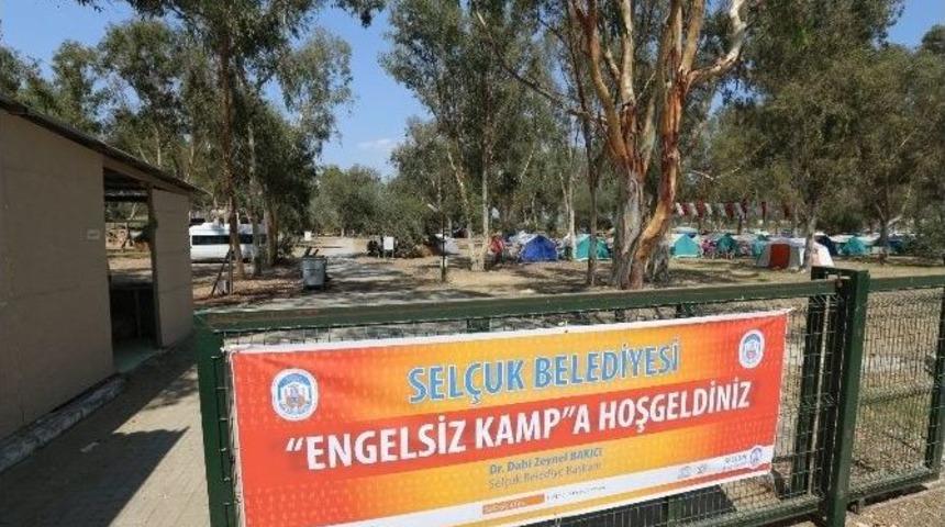 Engelli Vatandaşlar, Pamucak&rsquo;ta Kampa Girdi