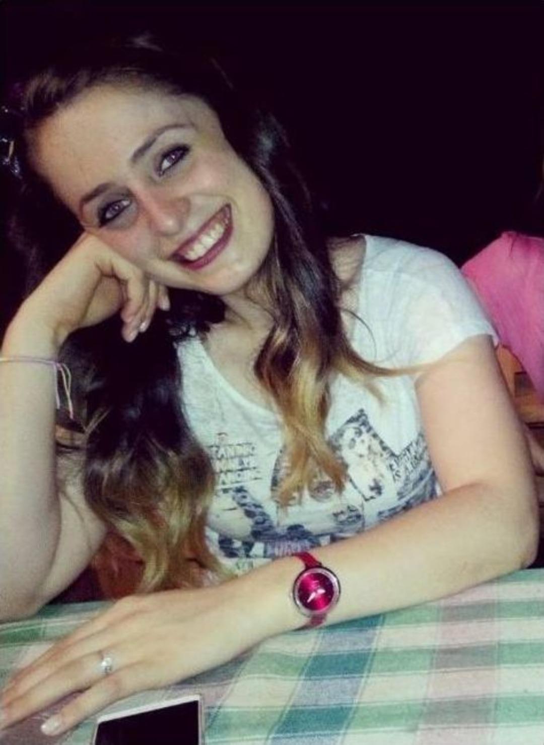 Alkoll&uuml; S&uuml;r&uuml;c&uuml;n&uuml;n &Ccedil;arptığı Gen&ccedil; Kız İ&ccedil;in Adalet İstediler