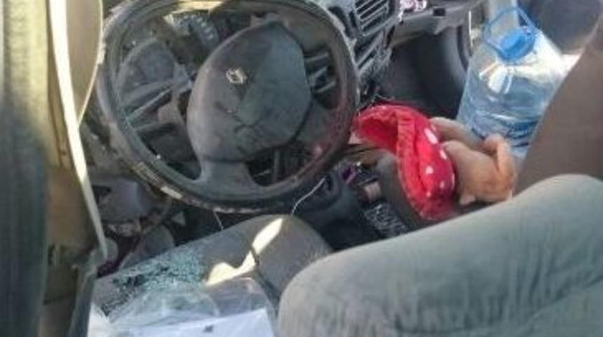 Malatya-sivas Karayolunda Trafik Kazası: 3 Yaralı