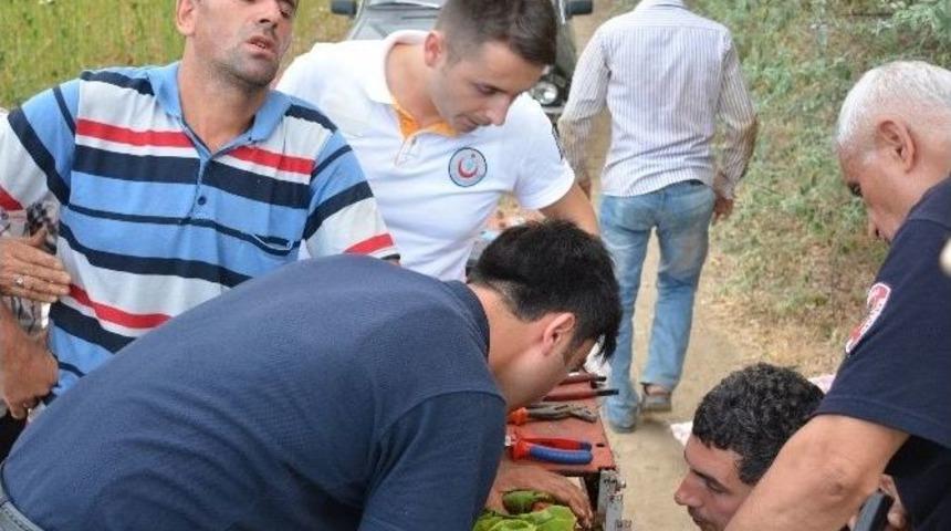 T&uuml;t&uuml;n Dizme Makinesi İğneleri Eline Saplandı