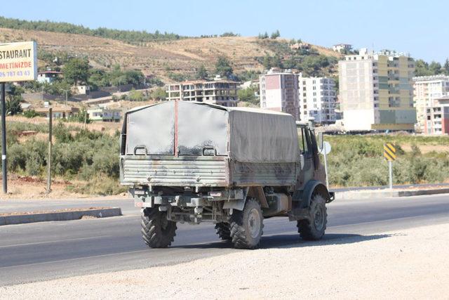Askeri konvoy Hatay dan geçti 1