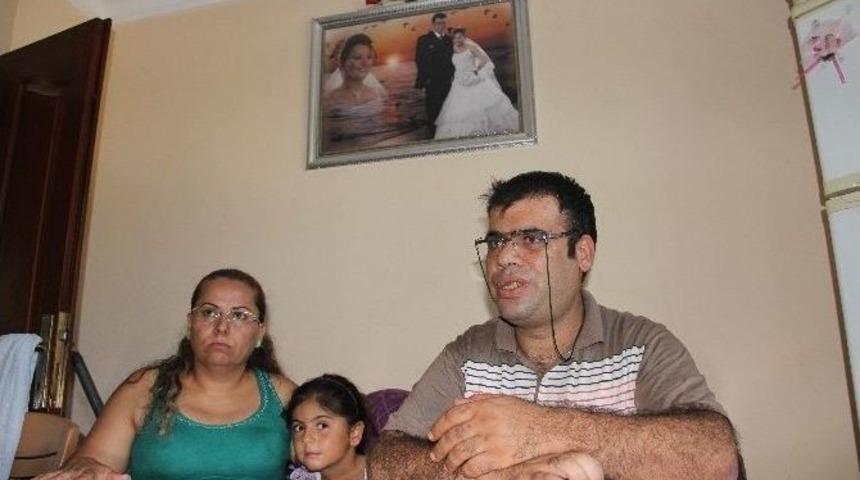 6 Yaşındaki G&uuml;l, Babasına İş İstiyor