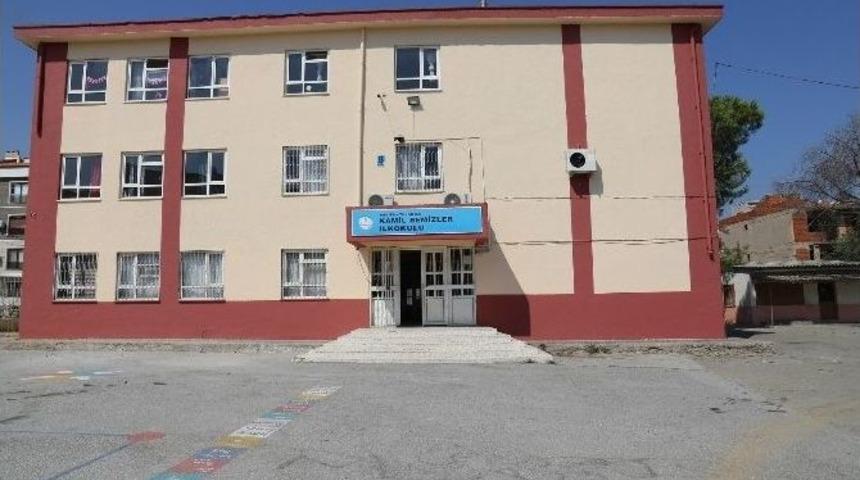 Boyamalar Okullara Renk Katıyor