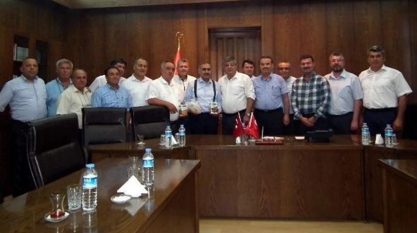Aydınlı Ziraat&ccedil;ılar Vali Ko&ccedil;ak&rsquo;ı Ziyaret Etti