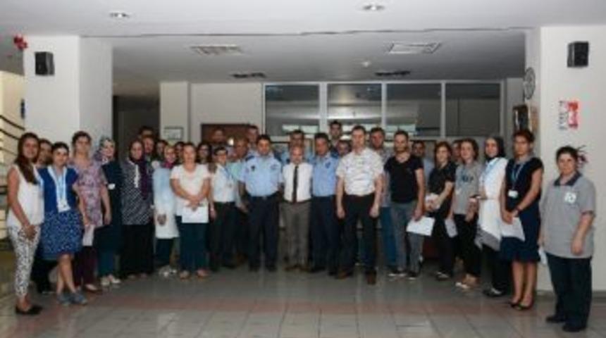 İzmit Belediyesi&rsquo;nde Eğitimler Devam Ediyor