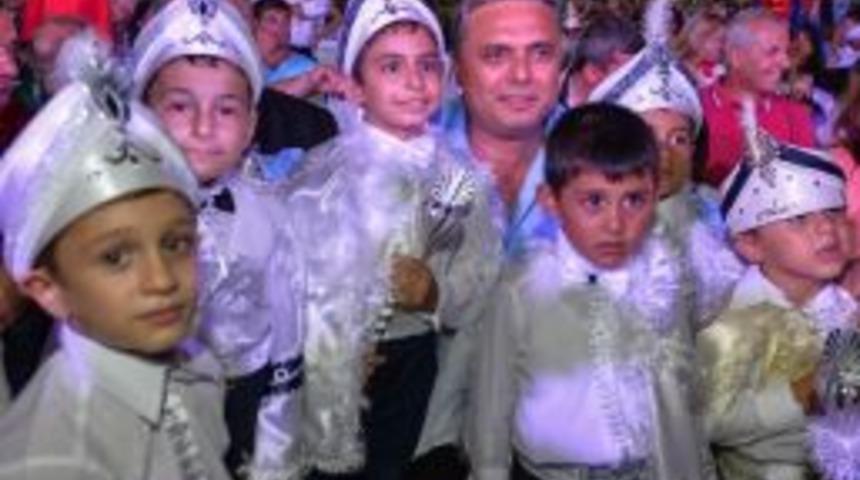 Muratpaşa&rsquo;da S&uuml;nnet Ş&ouml;leni