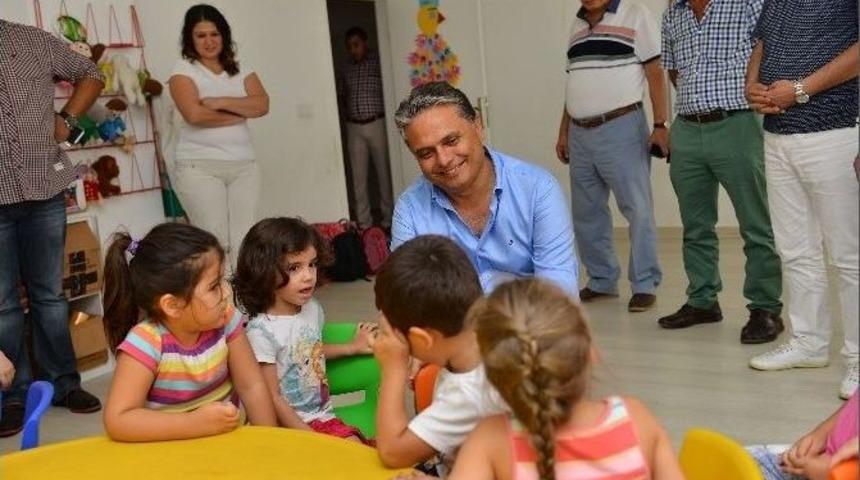 Başkan Uysal, Dutlubah&ccedil;e Kreş Ve G&uuml;nd&uuml;z Bakımevi&rsquo;ni Ziyaret Etti