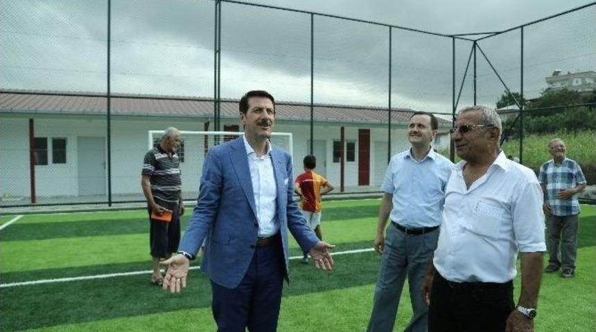 İlmadım&rsquo;da Mahallelere Spor Tesisi