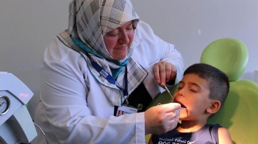 &Ccedil;ocuklarda Diş Bakımına Dikkat