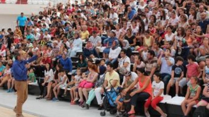 Yaz Spor Okulu Öğrencilerine Milli Değerler Konferansı