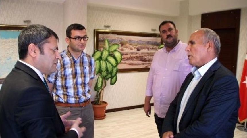 Ab Bakanı Yardımcısı Ali Şahin, Karkamış Sınırındaki Gelişmeleri İnceledi