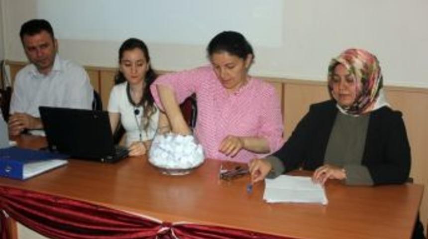 50 Kişi Kura İle İş Sahibi Oldu