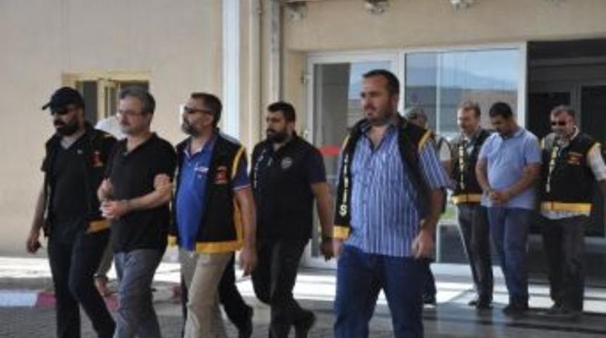 Manisa&rsquo;da 5 Kişi Fet&ouml;&rsquo;den Tutuklandı