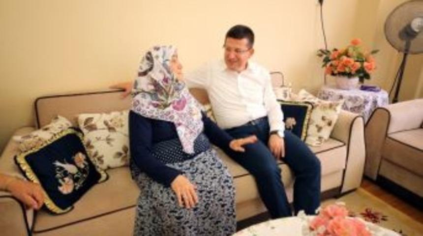 Başkan Subaşıoğlu&rsquo;undan 80 Yaşındaki Kadına Ziyaret