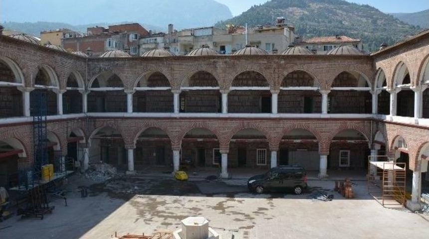 Fet&ouml;&rsquo;den Kurtulan Tarihi Yapı Halkın Hizmetinde Olacak