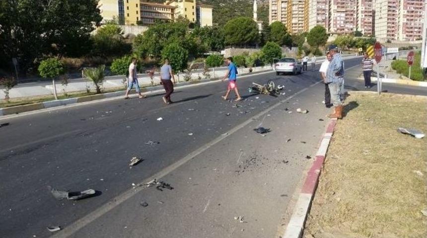 Anamur &Ouml;ren Kavşağında Kaza : 1 Yaralı