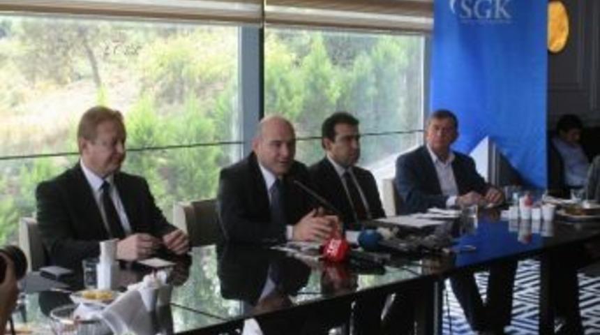 Bakan Soylu&rsquo;dan "gelir Testi Yaptırmayanlara Gelir Testi Yaptırın" &Ccedil;ağrısı