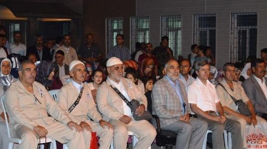 Bitlis&rsquo;te Son Hacı Kafilesi Salavatlarla Uğurlandı