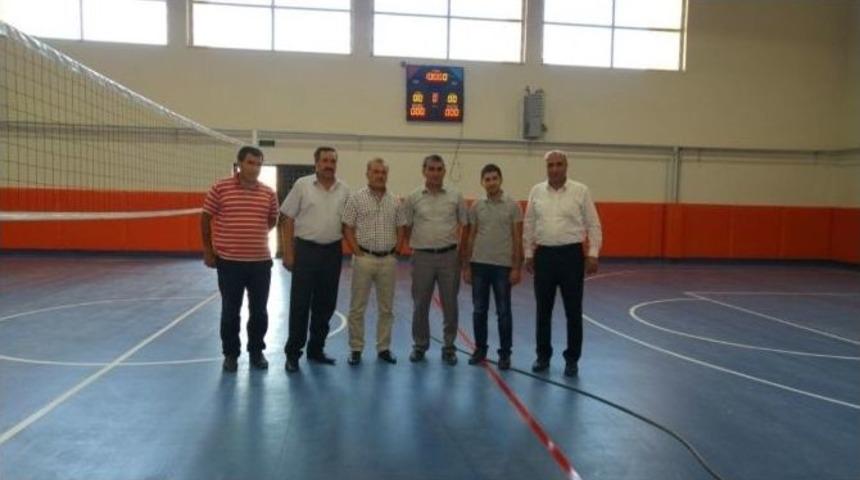 Adilcevaz Cumhuriyet Ybo Spor Salonuna Kavuştu