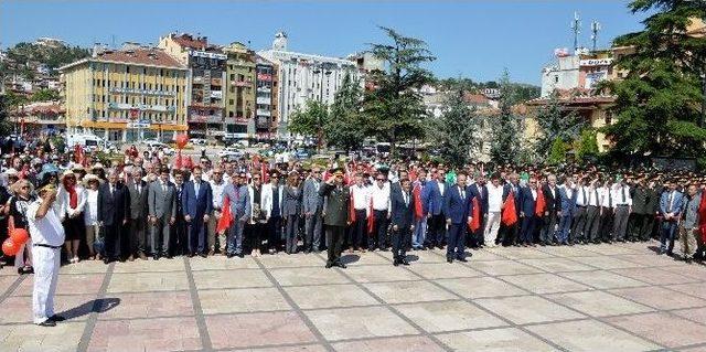 Şapka Ve Kıyafet İnkılabı Kutlamaları, Kortej Yürüyüşüyle Başladı