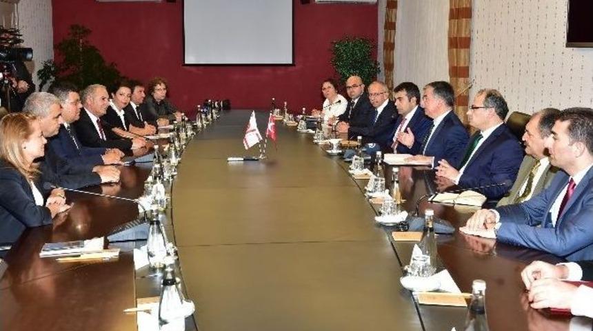 Bakan Yılmaz, Kktc Milli Eğitim Bakanı Berova İle Bir Araya Geldi