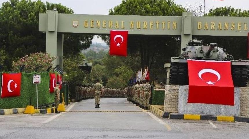 İstanbul&rsquo;daki Tanklar Taşınmaya Devam Ediyor