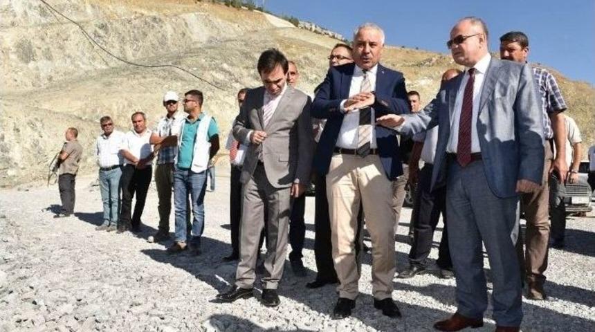 Vali &Ccedil;akacak, Sorgun Barajı İnşaat Alanında İncelemelerde Bulundu